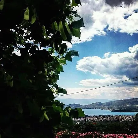 New Apartment, Amazing View Near Pelion