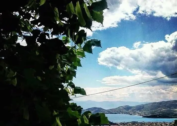 New Apartment, Amazing View Near Pelion